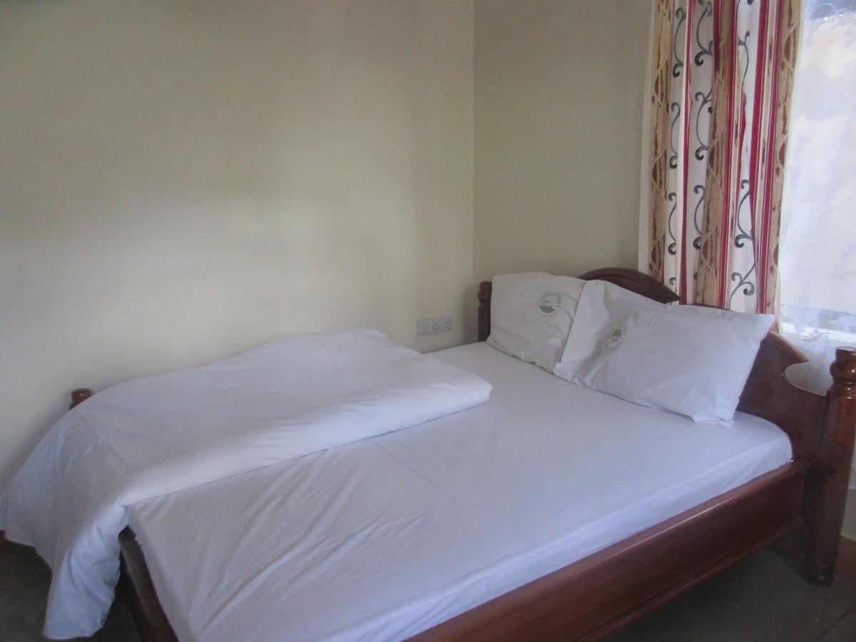 Twiga Lodge And Campsite Mto wa Mbu ภายนอก รูปภาพ